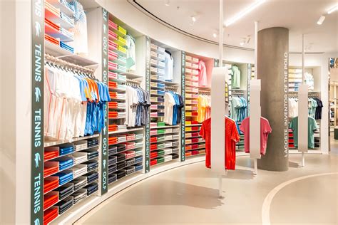 magasin en chine vetement lacoste